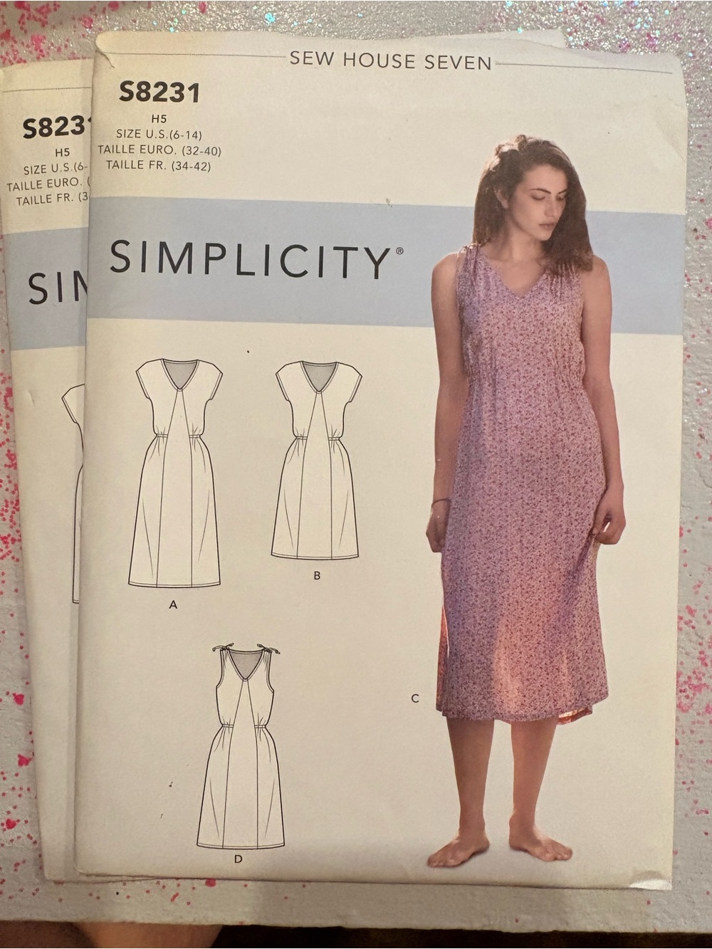 BN UNCUT SIMPLICITY 8231 H5 DRESS SEWING PATTERNS